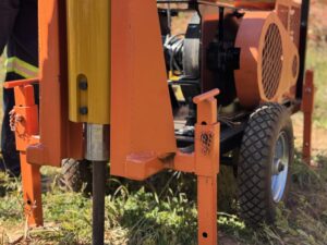 Picture of a DPSH Machine standing on grass